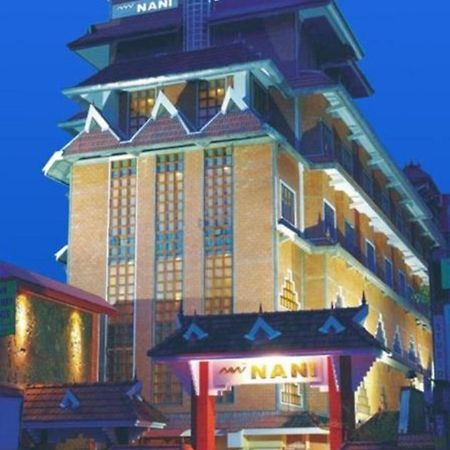 קולאם Nani Hotel מראה חיצוני תמונה