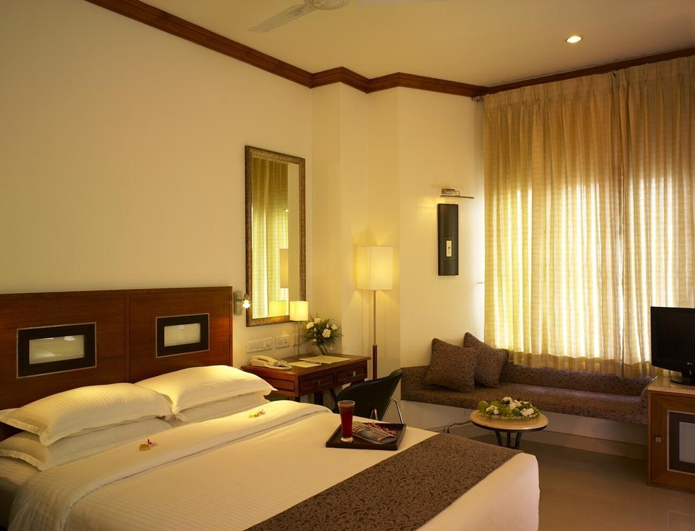 קולאם Nani Hotel מראה חיצוני תמונה